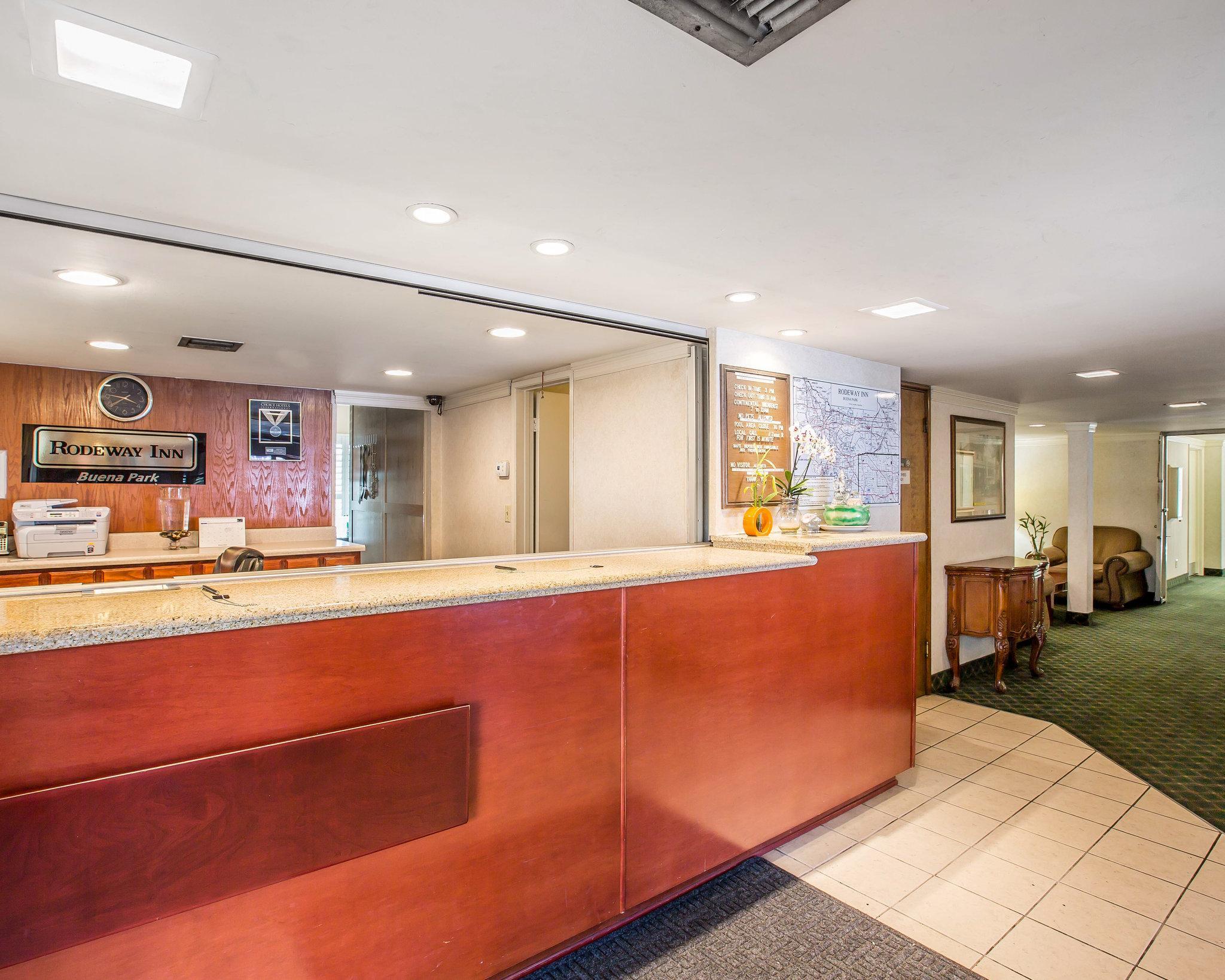Rodeway Inn Near Maingate Knott'S Buena Park Esterno foto