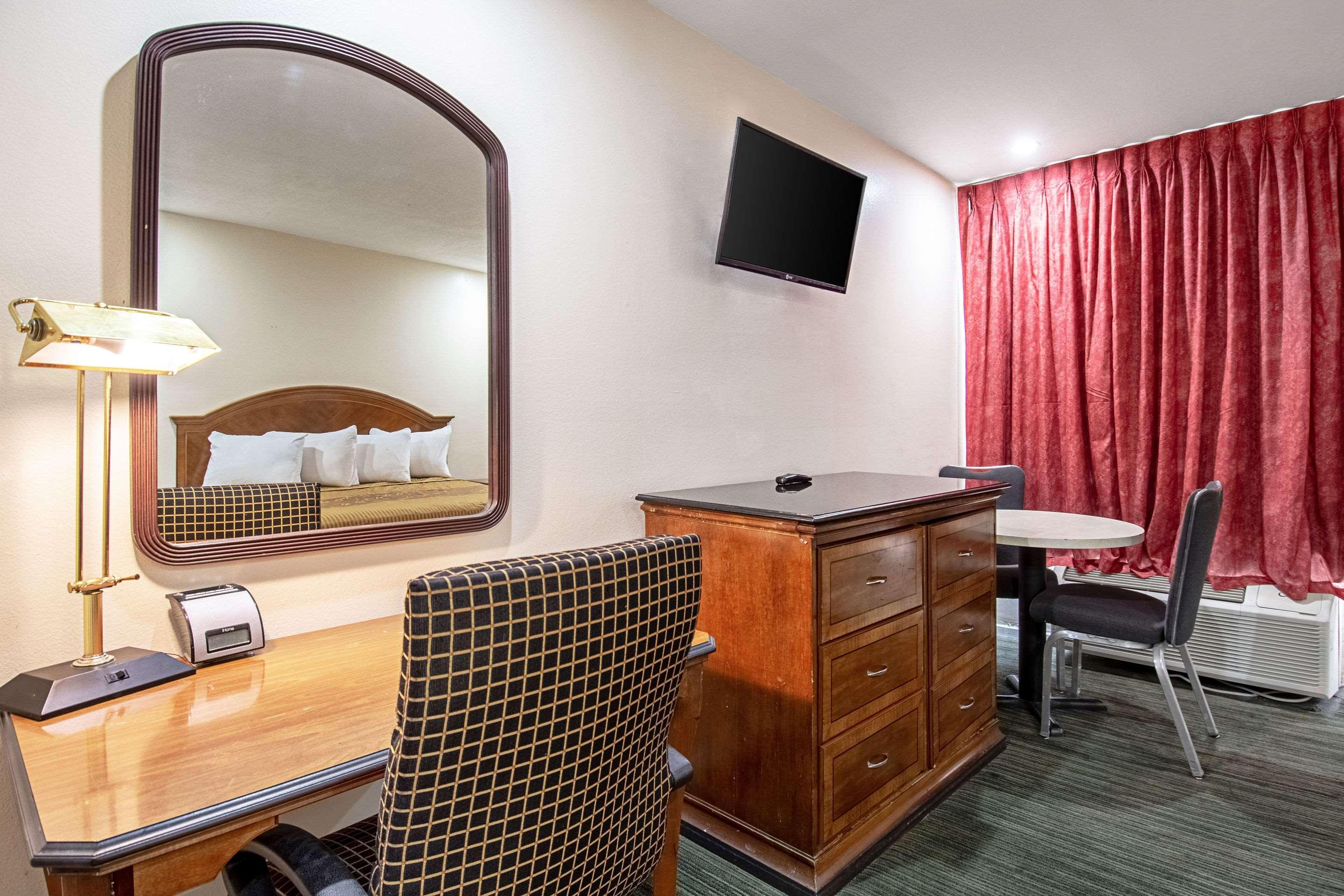 Rodeway Inn Near Maingate Knott'S Buena Park Esterno foto