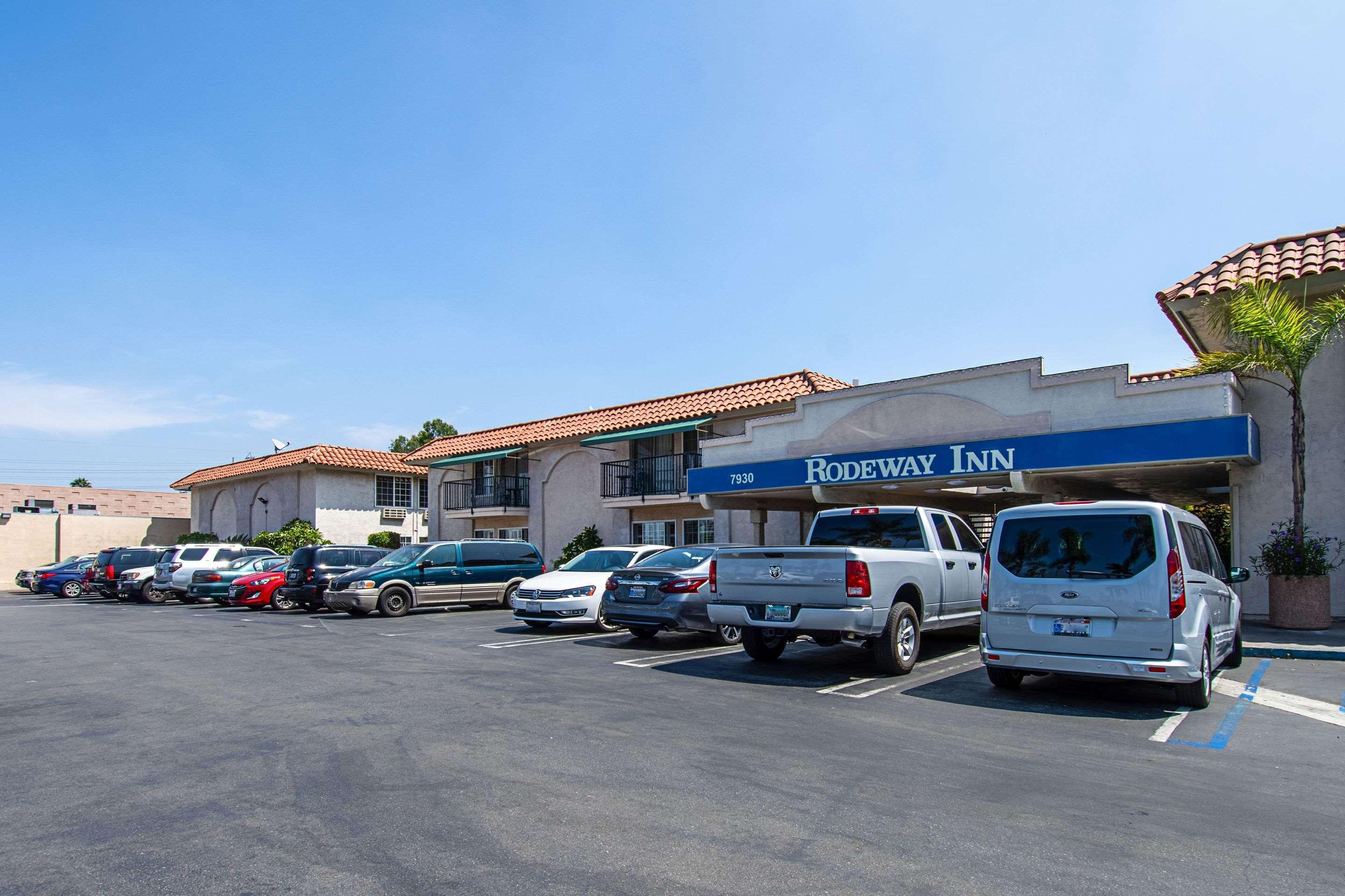 Rodeway Inn Near Maingate Knott'S Buena Park Esterno foto