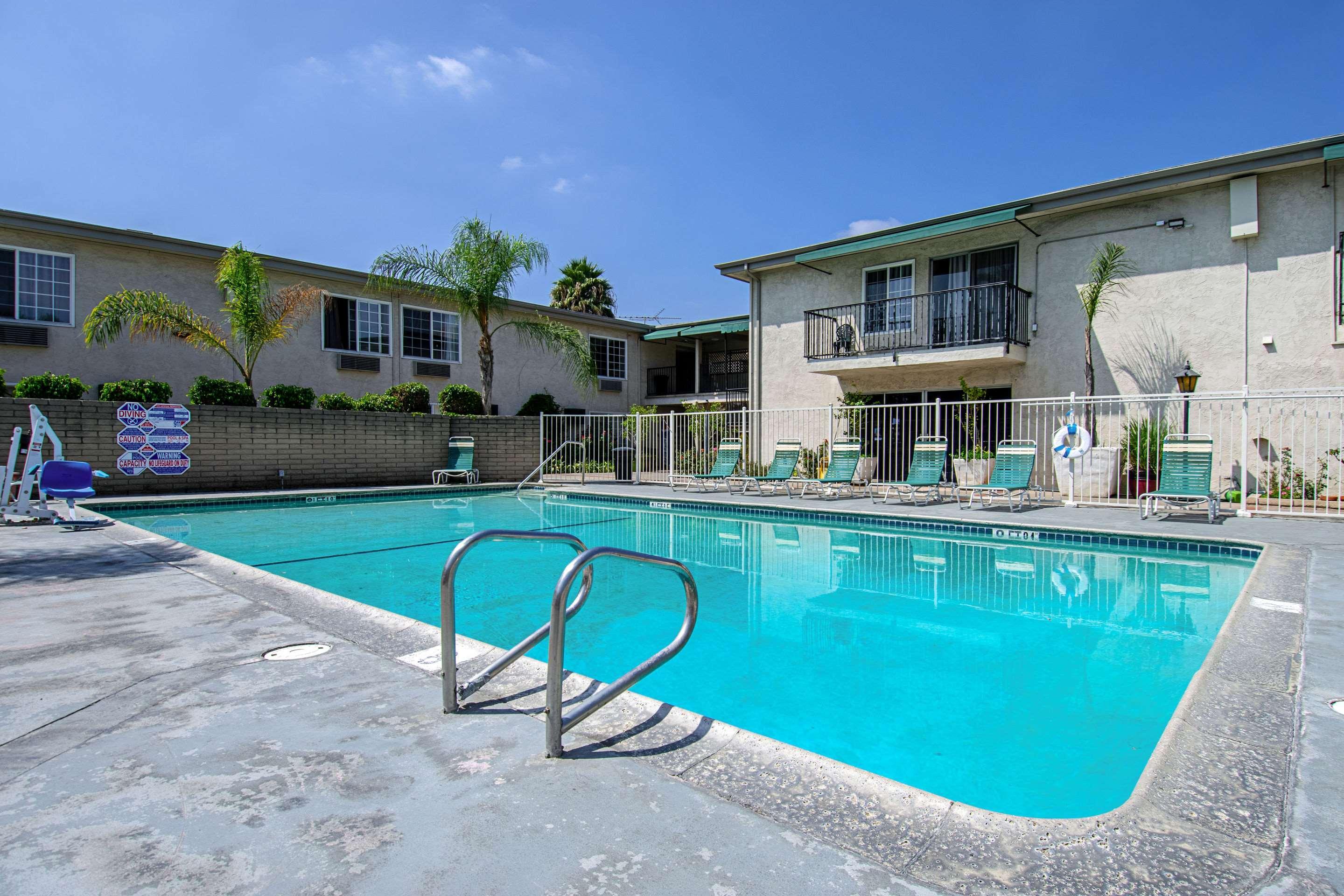 Rodeway Inn Near Maingate Knott'S Buena Park Esterno foto
